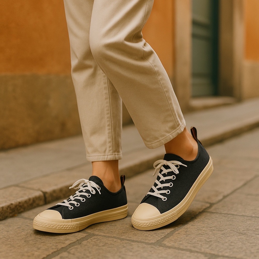 Converse Womens 7 Mens 5 Blue Felt Low-Top Rubber Toe Sneakers